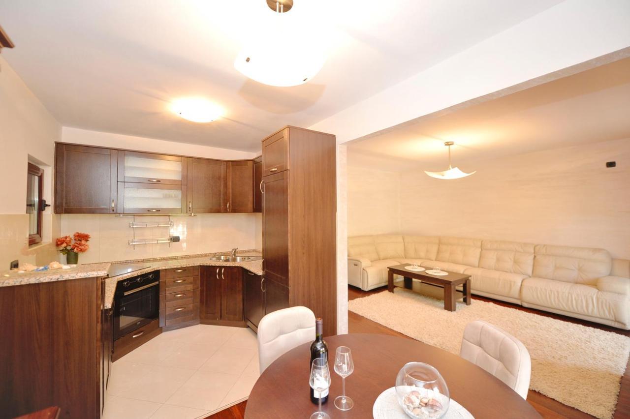 Apartment Nikolija Dobrota Buitenkant foto